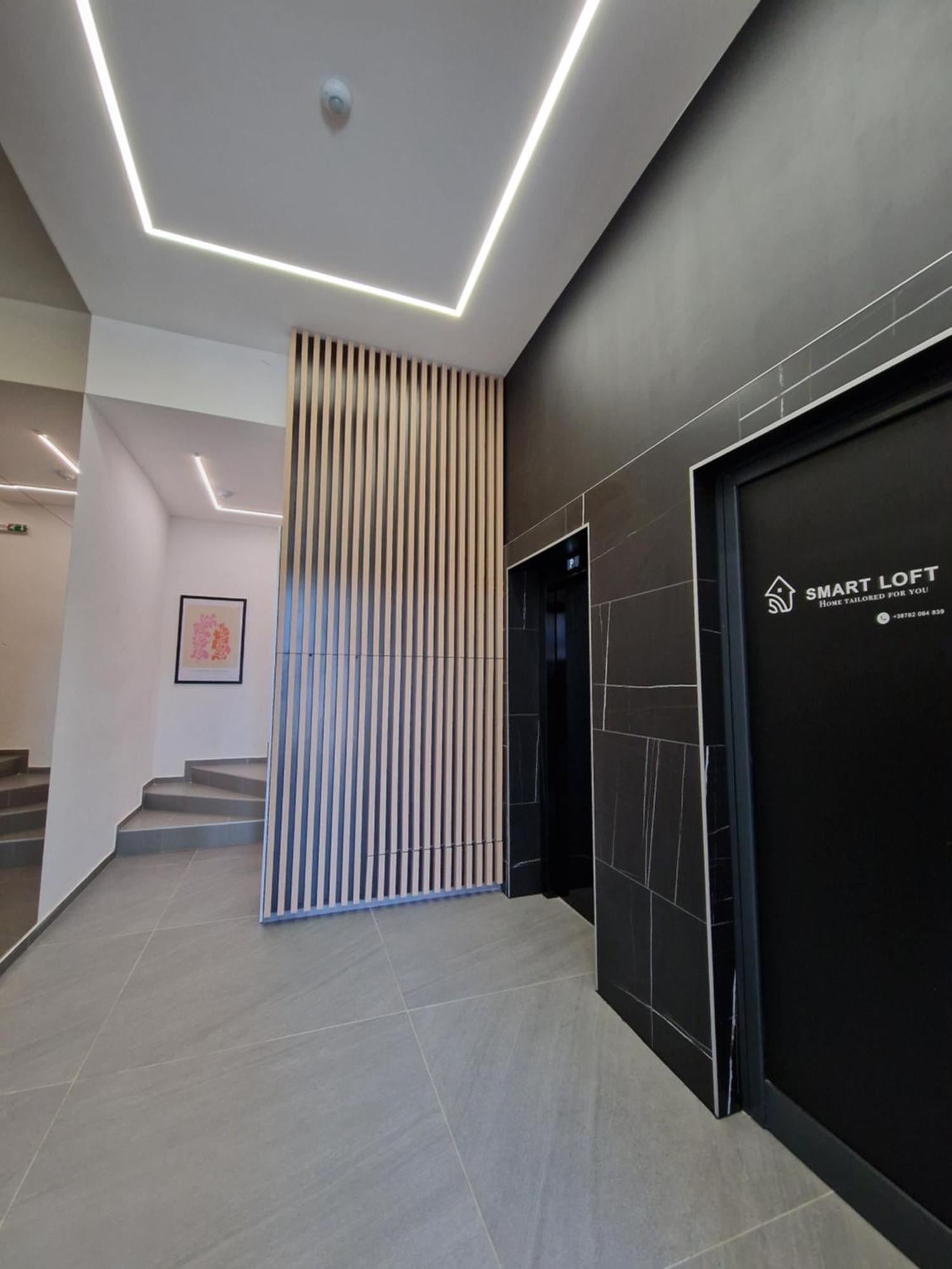 Smart Loft Apartment Тузла Екстер'єр фото